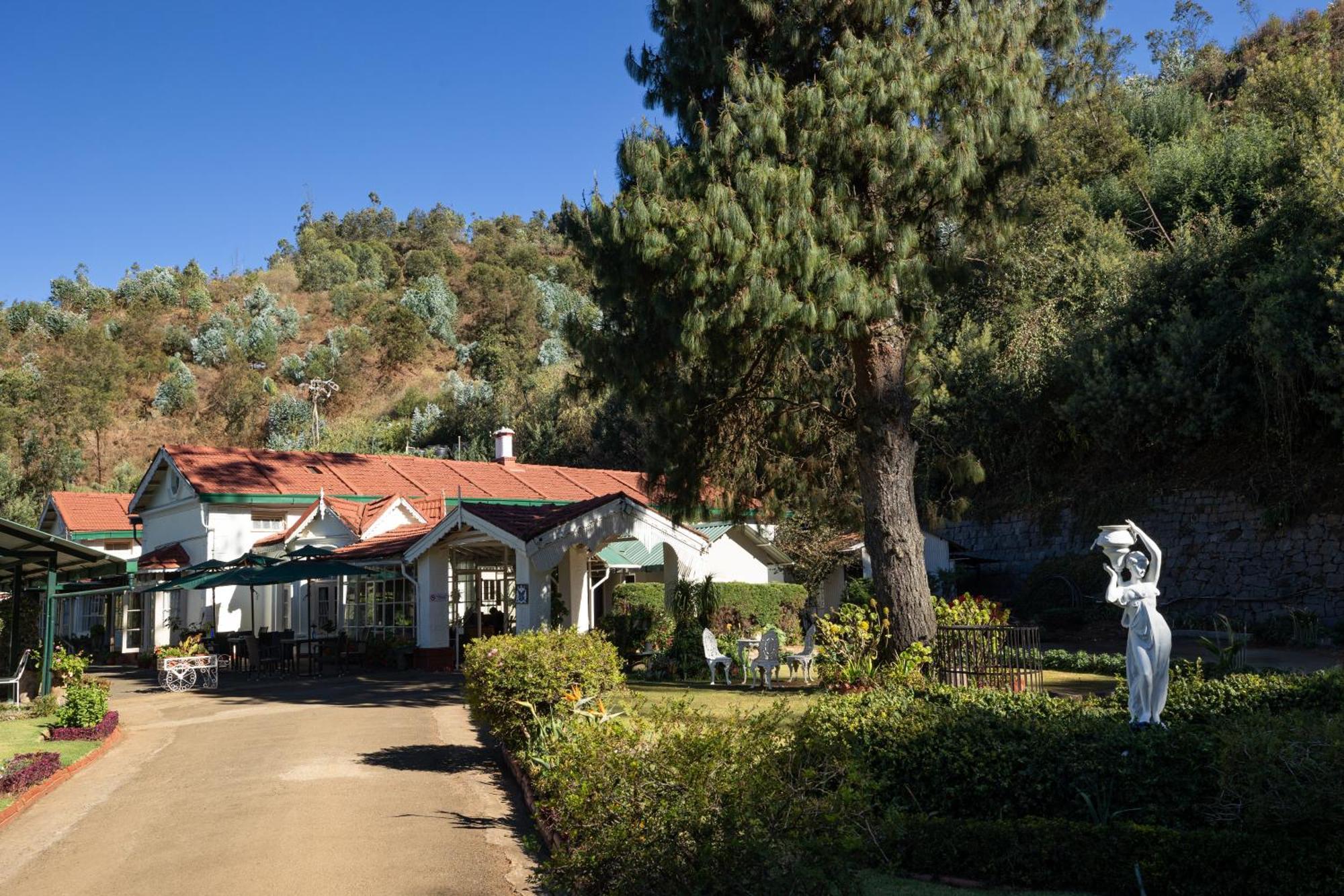 King'S Cliff Hotel Ooty Bagian luar foto